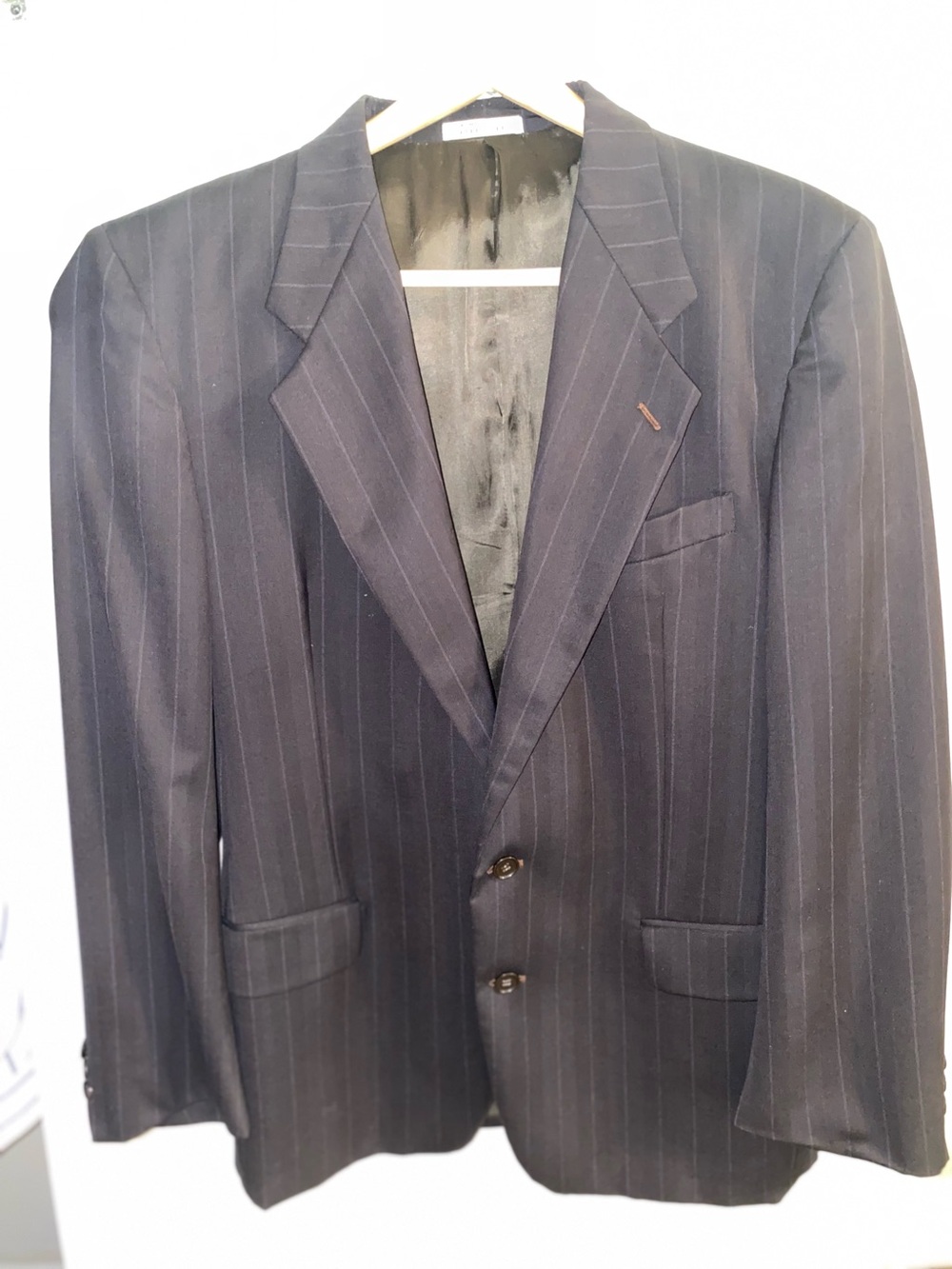 Louis Feraud Men's Charcoal Pinstripe Suit. 39R
